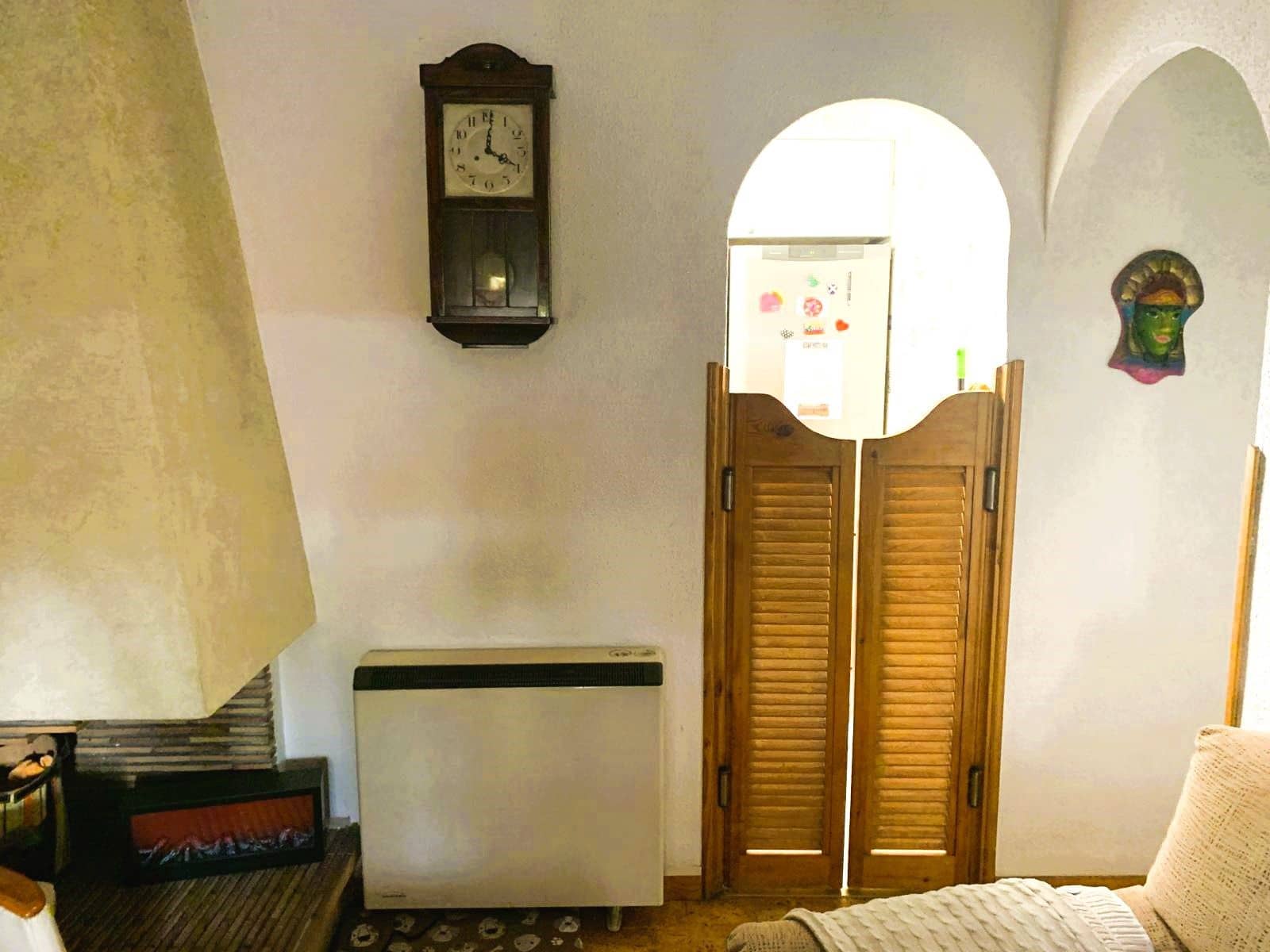 4 slaapkamer Villa te koop in Madrid stad met garage - € 850.000 (Ref: 8998347)