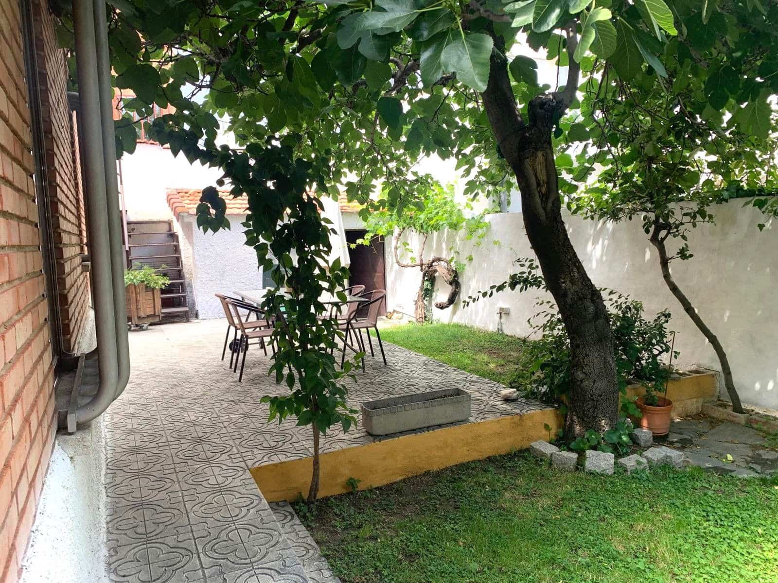 4 slaapkamer Villa te koop in Madrid stad met garage - € 850.000 (Ref: 8998347)