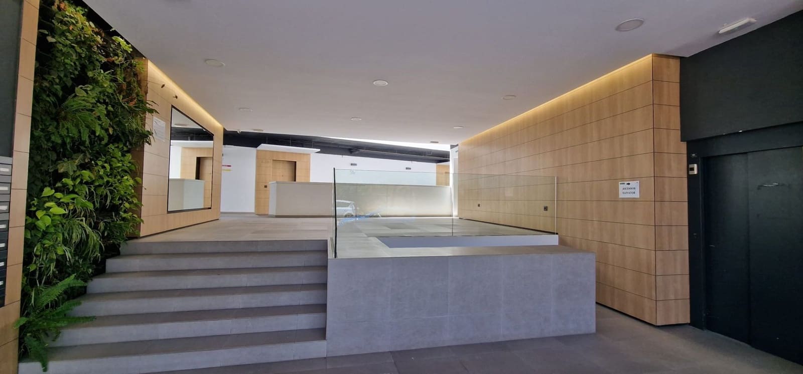 2 slaapkamer Penthouse te koop in Estepona met zwembad garage - € 590.000 (Ref: 9150635)