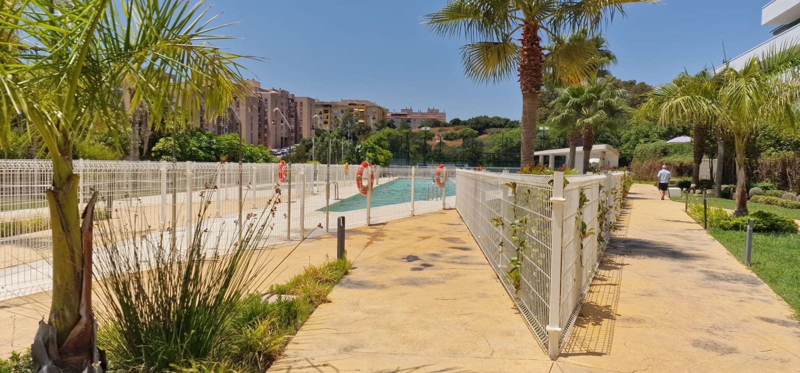 2 slaapkamer Penthouse te koop in Estepona met zwembad garage - € 590.000 (Ref: 9150635)