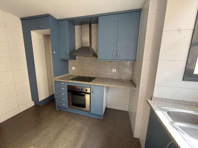 3 soveværelse Lejlighed til salg i Sants - Badal, Barcelona by - € 359.000 (Ref: 9231940)