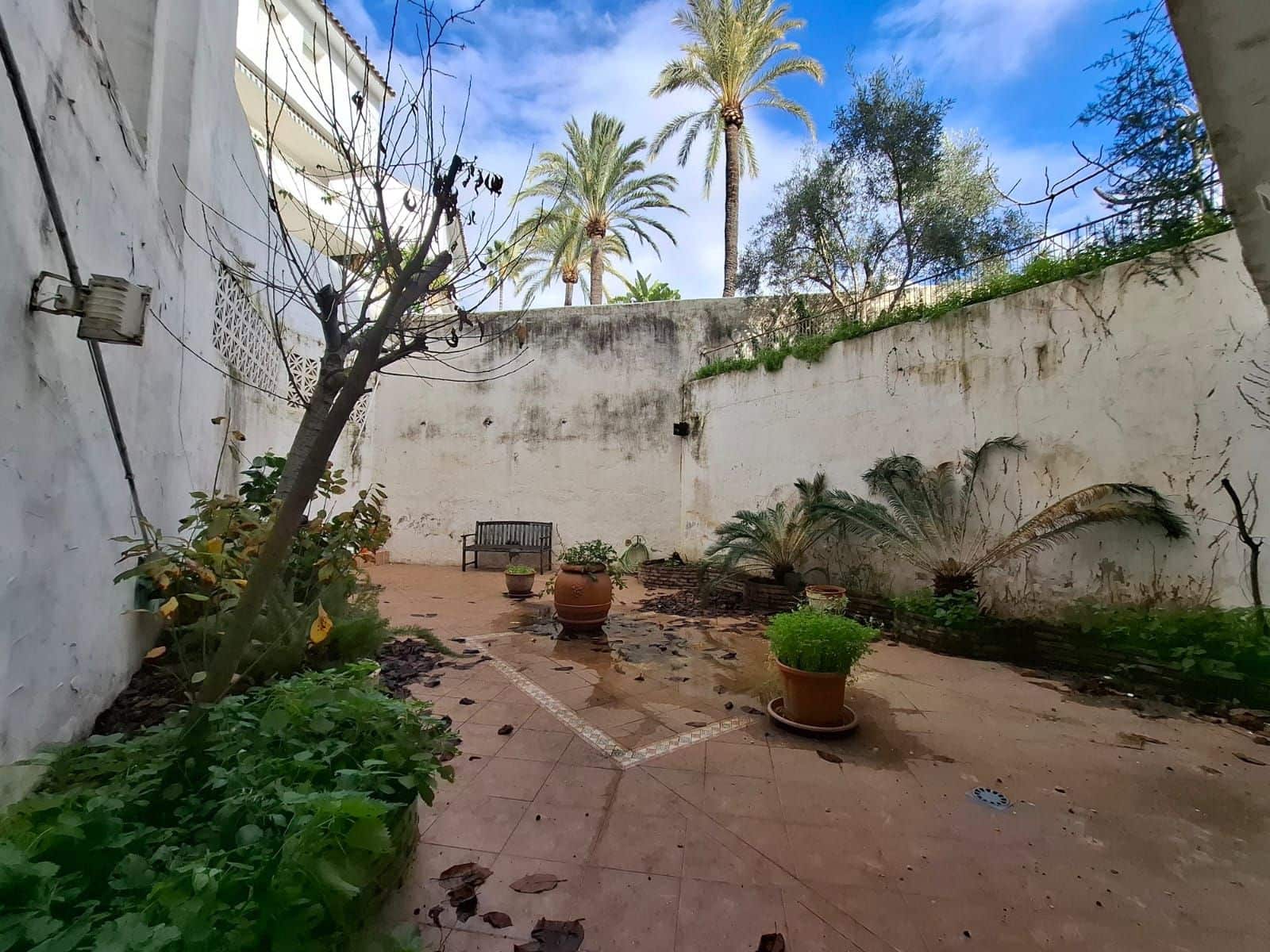 3 soveværelse Lejlighed til salg i Marbella med swimmingpool - € 889.580 (Ref: 9331740)