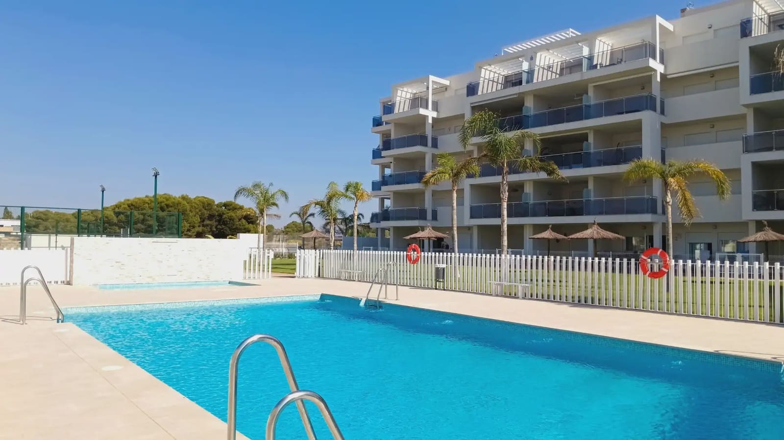 2 bedroom Penthouse for sale in Cuevas del Almanzora with pool garage - € 315,000 (Ref: 9932343)