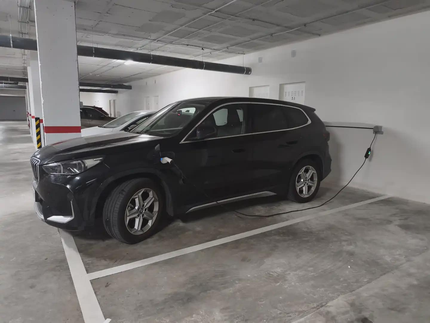 2 makuuhuone Kattohuoneisto myytävänä paikassa Vera mukana uima-altaan 
autotalli - 315 000 € (Ref: 9932343)