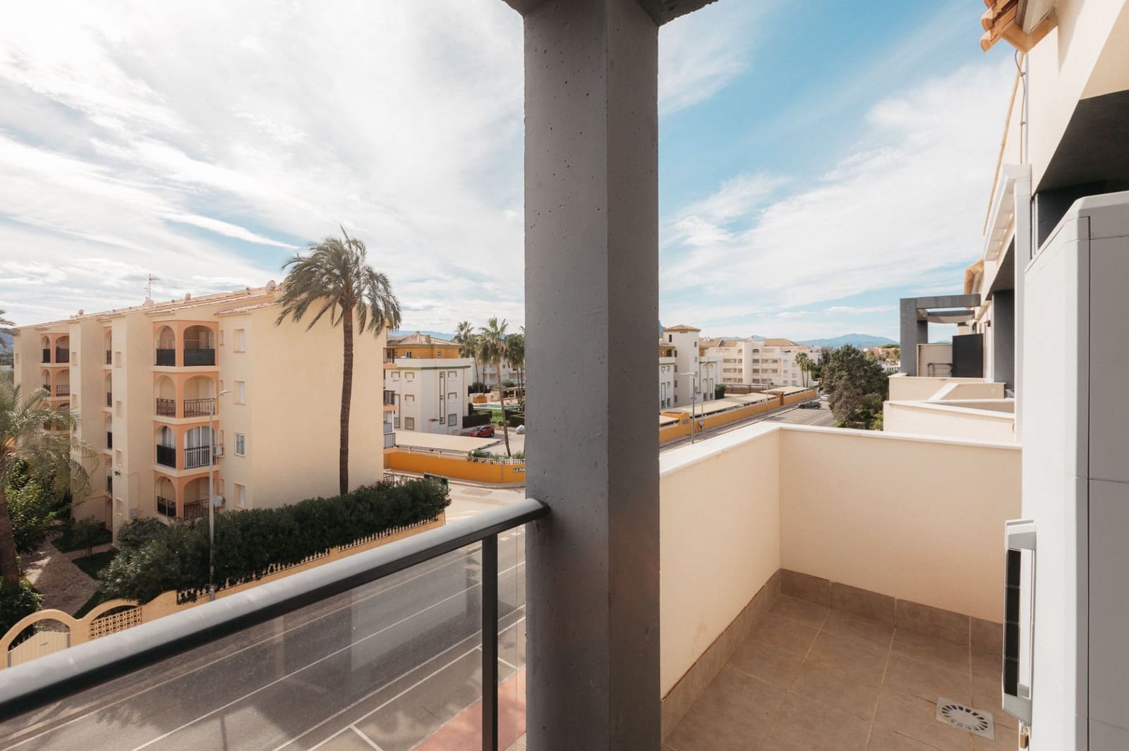 3 soveværelse Penthouse til salg i Denia med swimmingpool garage - € 450.000 (Ref: 8787662)