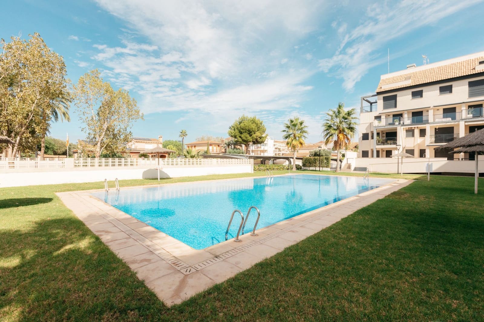 3 soveværelse Penthouse til salg i Denia med swimmingpool garage - € 450.000 (Ref: 8787662)