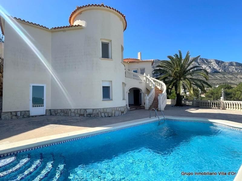 4 camera da letto Villa in vendita in Denia con piscina - 600.000 € (Rif: 8787666)