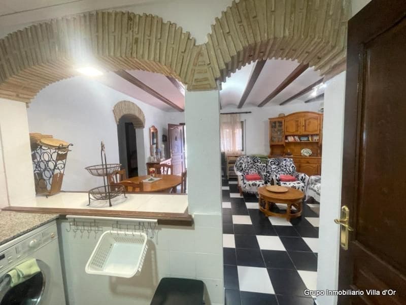 6 sovrum Villa till salu i Denia med pool - 598 000 € (Ref: 8787669)