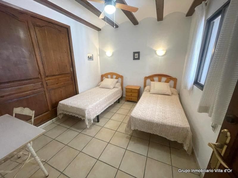 6 sovrum Villa till salu i Denia med pool - 598 000 € (Ref: 8787669)