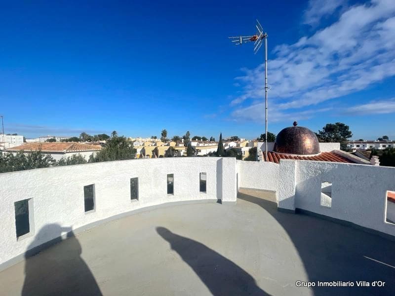 6 sovrum Villa till salu i Denia med pool - 598 000 € (Ref: 8787669)