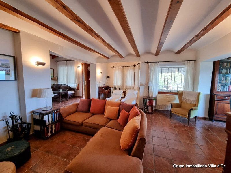 7 soveværelse Villa til salg i Denia med swimmingpool - € 1.700.000 (Ref: 8787670)