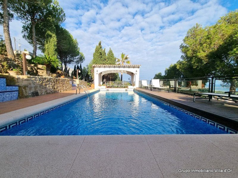 7 soveværelse Villa til salg i Denia med swimmingpool - € 1.700.000 (Ref: 8787670)
