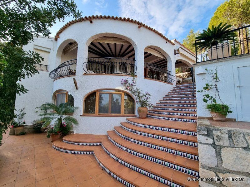 7 soveværelse Villa til salg i Denia med swimmingpool - € 1.500.000 (Ref: 8787670)