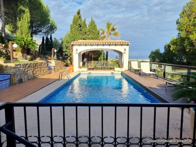 7 soveværelse Villa til salg i Denia med swimmingpool - € 1.500.000 (Ref: 8787670)