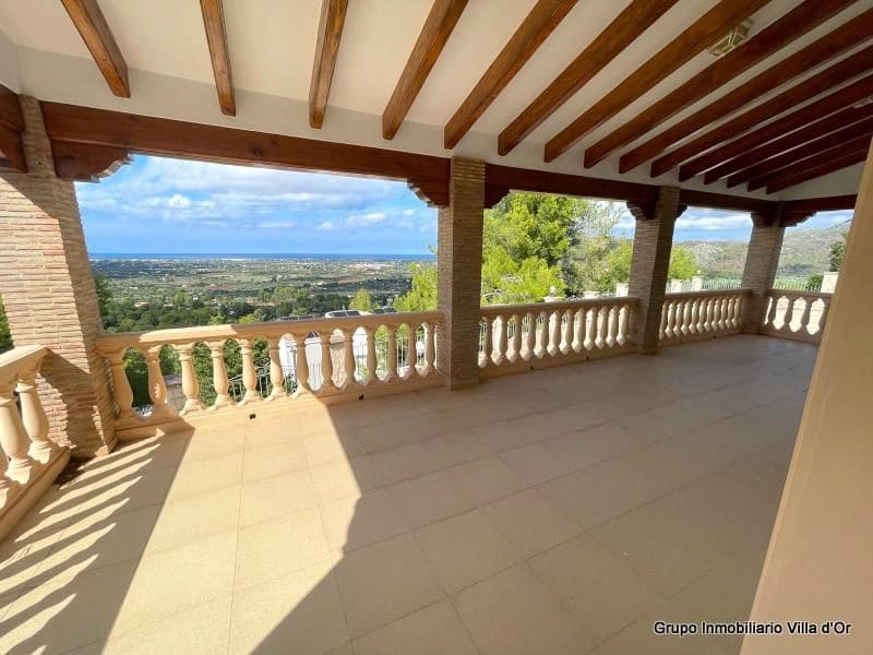 9 bedroom Villa for sale in Pedreguer - € 965,000 (Ref: 8787674)