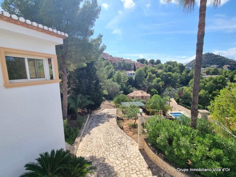 9 bedroom Villa for sale in Pedreguer - € 965,000 (Ref: 8787674)
