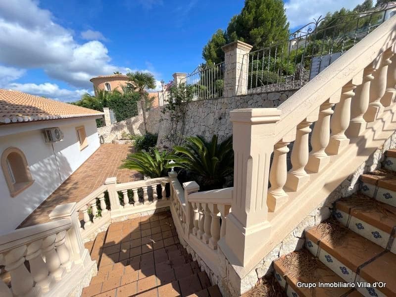 9 bedroom Villa for sale in Pedreguer - € 965,000 (Ref: 8787674)