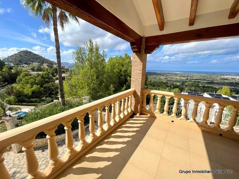 9 bedroom Villa for sale in Pedreguer - € 965,000 (Ref: 8787674)