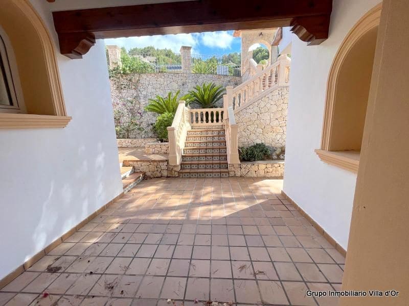 9 bedroom Villa for sale in Pedreguer - € 965,000 (Ref: 8787674)