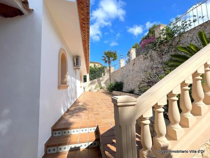 9 bedroom Villa for sale in Pedreguer - € 965,000 (Ref: 8787674)