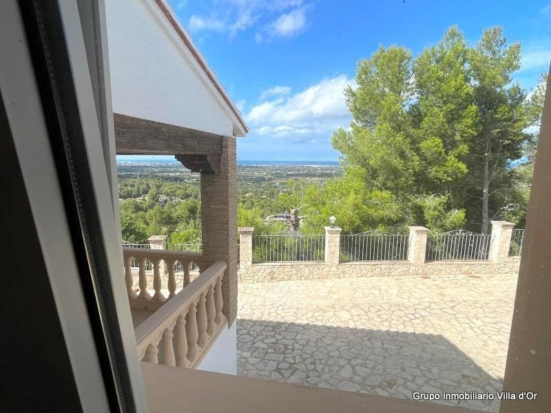 9 bedroom Villa for sale in Pedreguer - € 965,000 (Ref: 8787674)