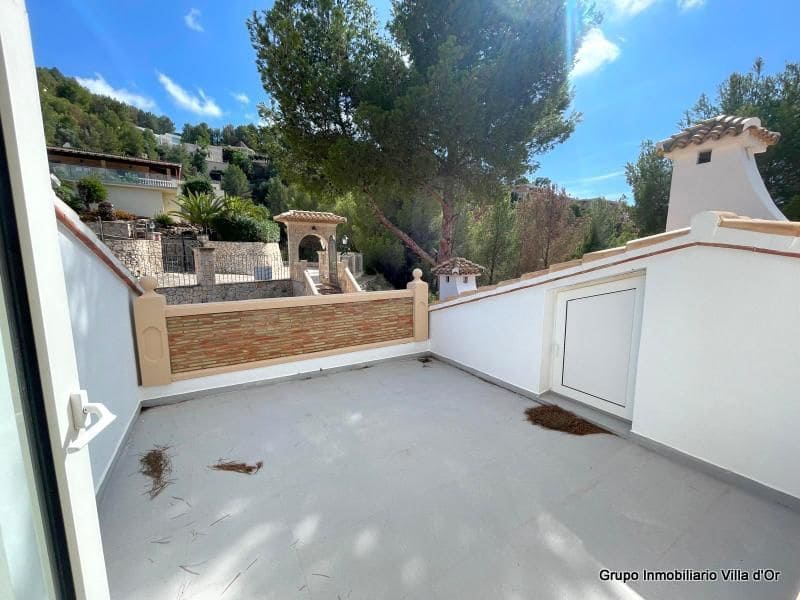 9 bedroom Villa for sale in Pedreguer - € 965,000 (Ref: 8787674)