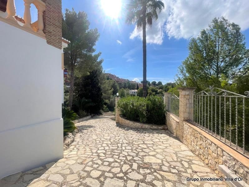 9 bedroom Villa for sale in Pedreguer - € 965,000 (Ref: 8787674)