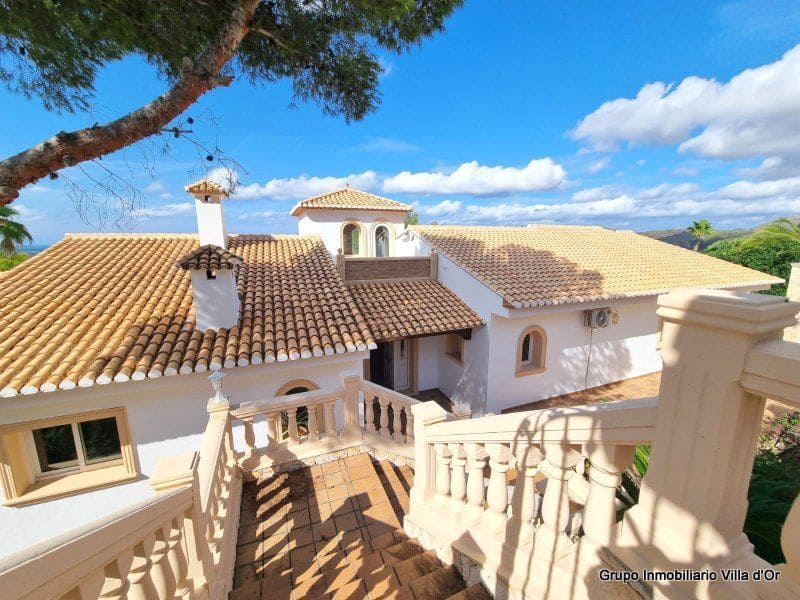9 bedroom Villa for sale in Pedreguer - € 965,000 (Ref: 8787674)