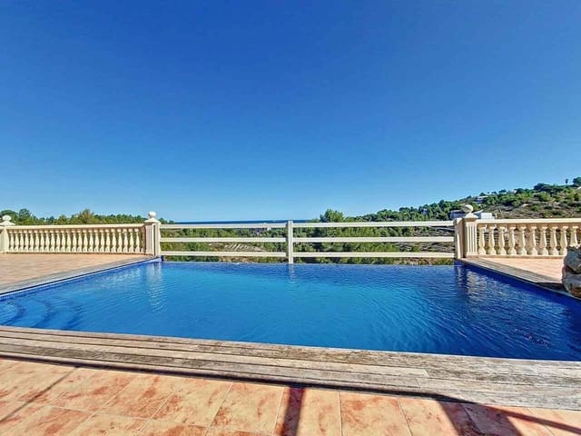 4 Zimmer Villa zu verkaufen in El Montgó, Dénia mit Pool Garage - 775.000 € (Ref: 8787675)