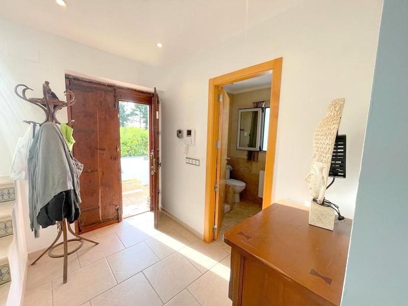 Chalet de 4 habitaciones en Dénia en venta con piscina - 650.000 € (Ref: 8787681)