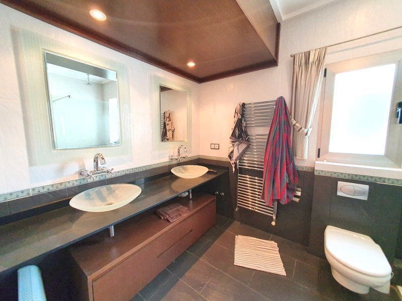 Chalet de 4 habitaciones en Dénia en venta con piscina - 650.000 € (Ref: 8787681)