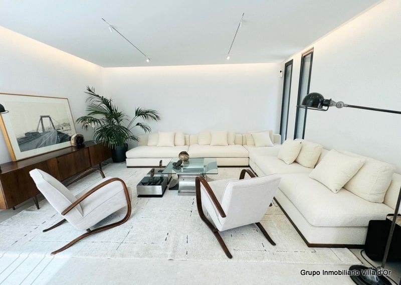 4 Zimmer Villa zu verkaufen in Denia mit Pool - 1.890.000 € (Ref: 8787684)