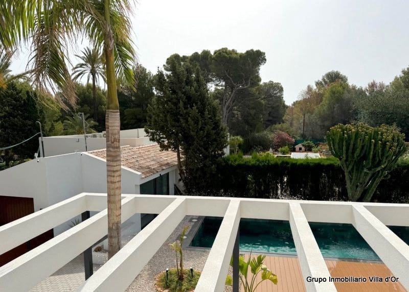 4 Zimmer Villa zu verkaufen in Denia mit Pool - 1.890.000 € (Ref: 8787684)