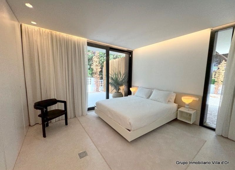 4 Zimmer Villa zu verkaufen in Denia mit Pool - 1.890.000 € (Ref: 8787684)