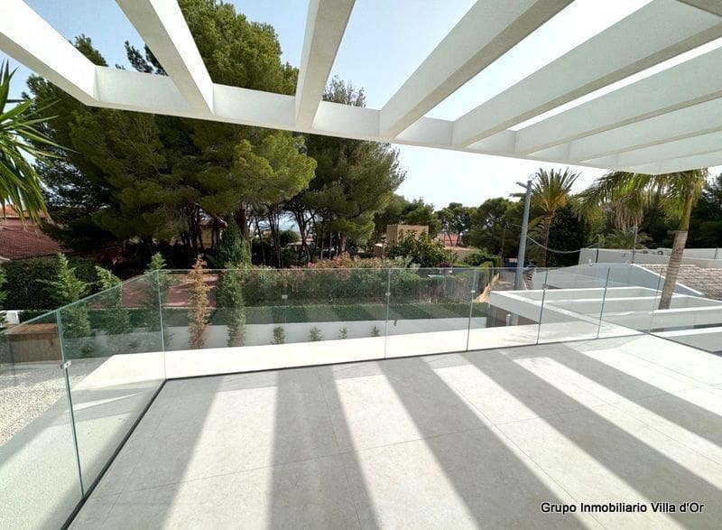 4 Zimmer Villa zu verkaufen in Denia mit Pool - 1.890.000 € (Ref: 8787684)