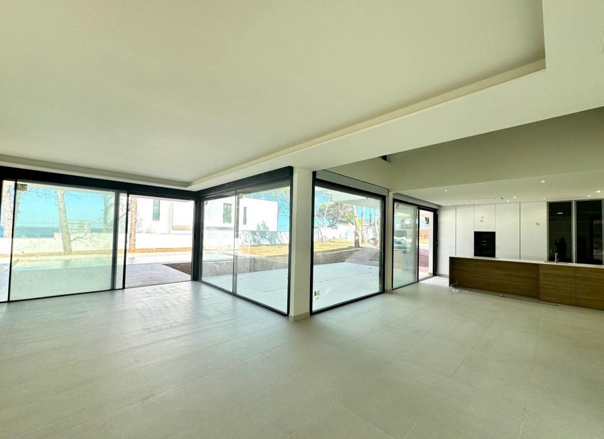 4 sypialnia Willa na sprzedaż w Denia z basenem - 2 400 000 € (Ref: 8787686)