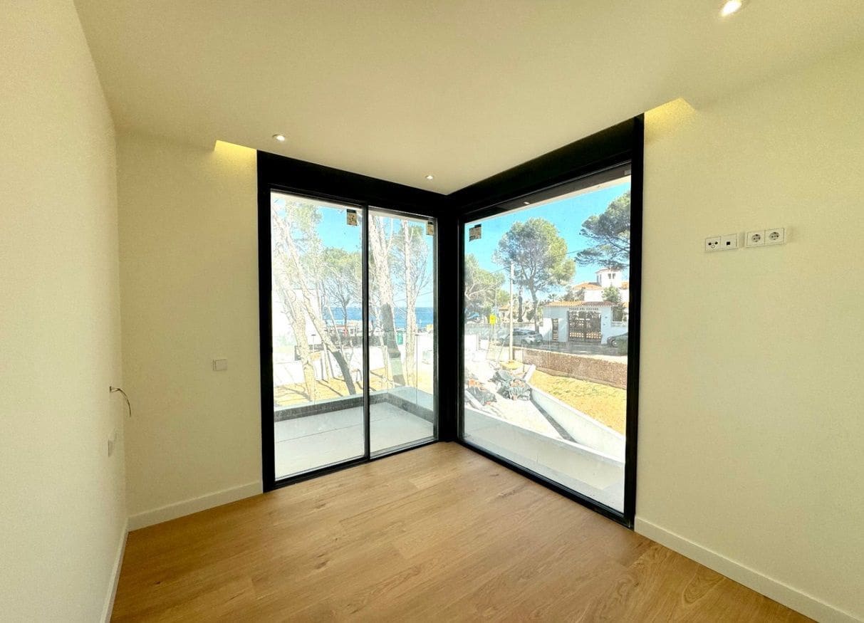 4 sypialnia Willa na sprzedaż w Denia z basenem - 2 400 000 € (Ref: 8787686)