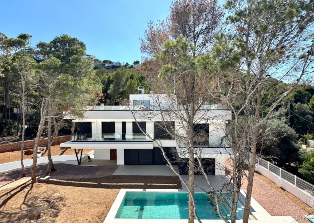 4 sypialnia Willa na sprzedaż w Denia z basenem - 2 400 000 € (Ref: 8787686)