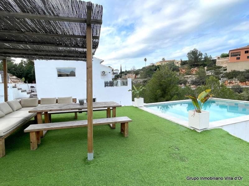 4 quarto Moradia para venda em Denia com piscina - 480 000 € (Ref: 8787688)