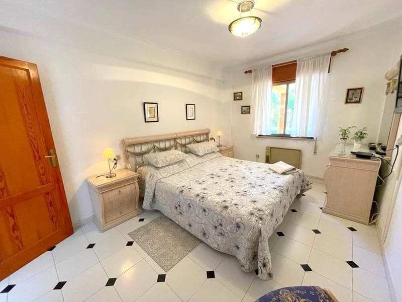 7 Zimmer Villa zu verkaufen in Denia mit Pool - 530.000 € (Ref: 8787705)