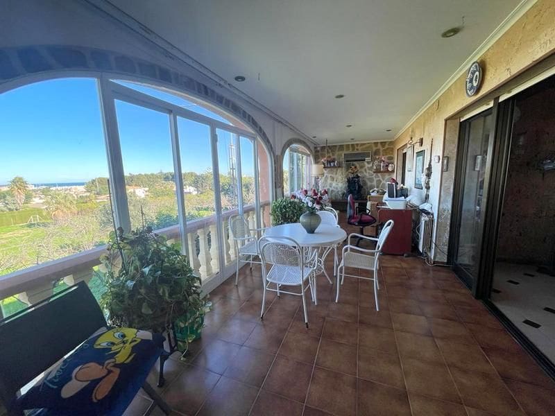 7 Zimmer Villa zu verkaufen in Denia mit Pool - 530.000 € (Ref: 8787705)