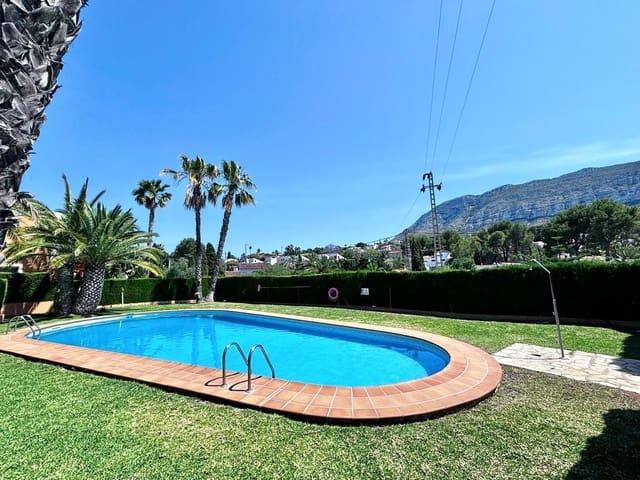 3 soveværelse Semi-Rækkehus til salg i Las Rotas / Les Rotes, Dénia med swimmingpool - € 380.000 (Ref: 8901287)