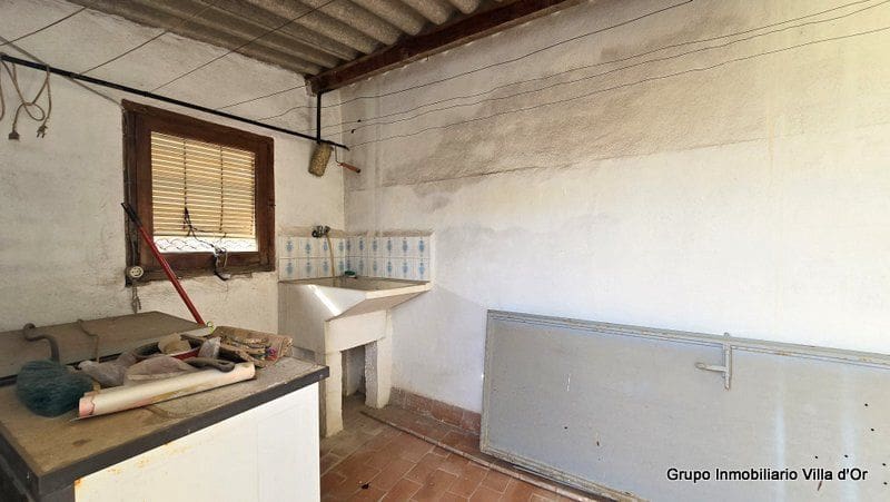 6 bedroom Townhouse for sale in Benissa - € 265,000 (Ref: 8977552)