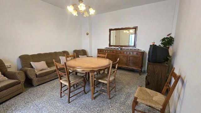 6 makuuhuone Omakotitalo myytävänä paikassa Benissa - 265 000 € (Ref: 8977552)