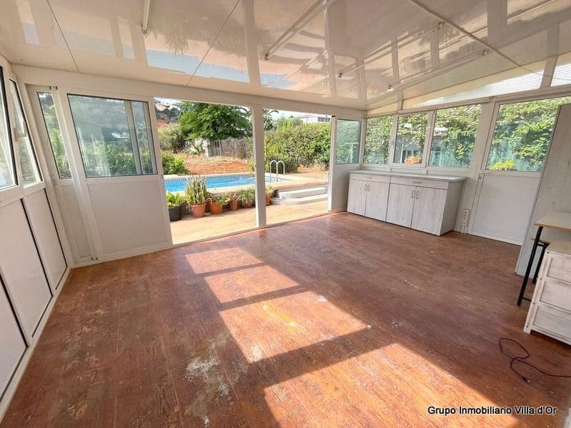 4 soveværelse Villa til salg i Denia med swimmingpool garage - € 575.000 (Ref: 9004171)