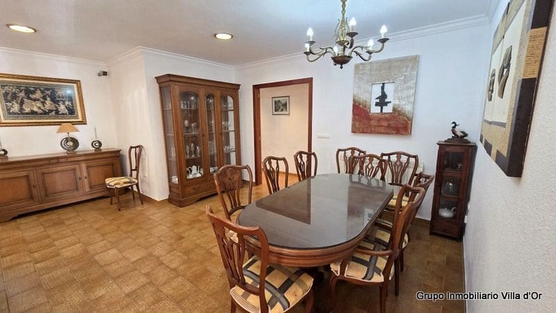 4 soveværelse Villa til salg i Denia med swimmingpool garage - € 575.000 (Ref: 9004171)