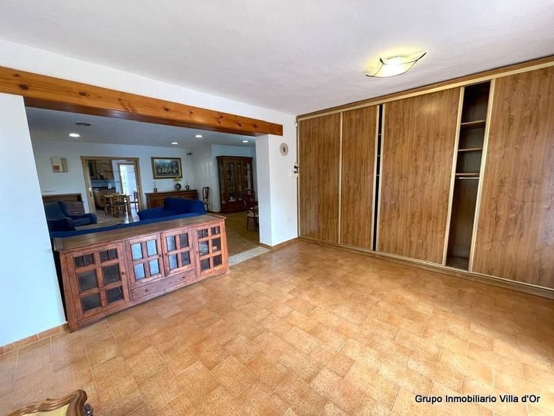 4 soveværelse Villa til salg i Denia med swimmingpool garage - € 575.000 (Ref: 9004171)