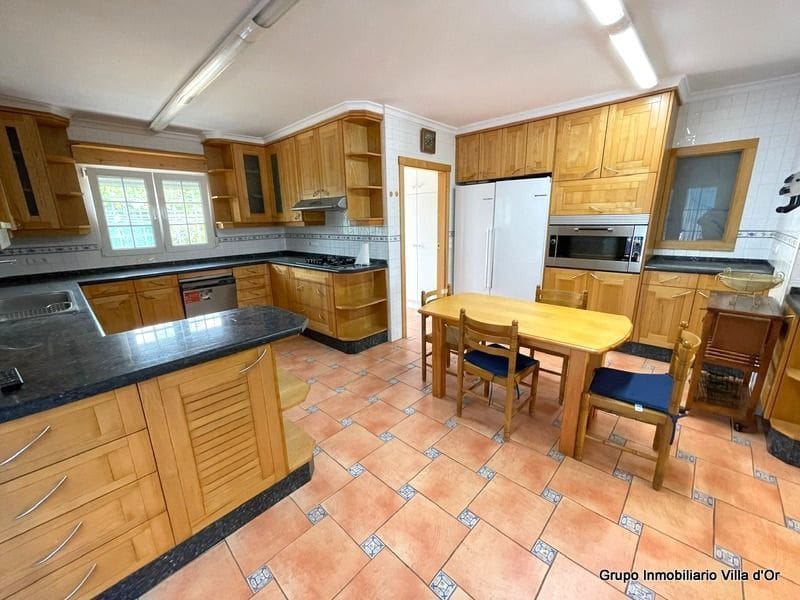 4 soveværelse Villa til salg i Denia med swimmingpool garage - € 575.000 (Ref: 9004171)