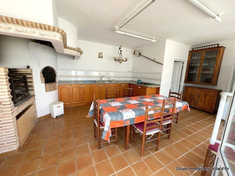 4 soveværelse Villa til salg i Denia med swimmingpool garage - € 575.000 (Ref: 9004171)