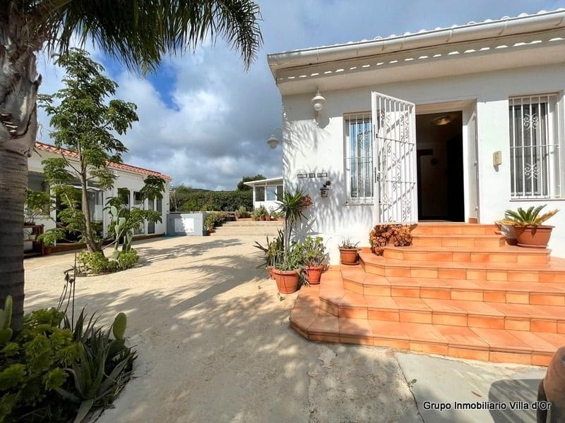 4 soveværelse Villa til salg i Denia med swimmingpool garage - € 575.000 (Ref: 9004171)